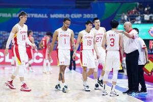 男篮U18亚洲杯：中国队99-43卡塔尔队 收获两连胜